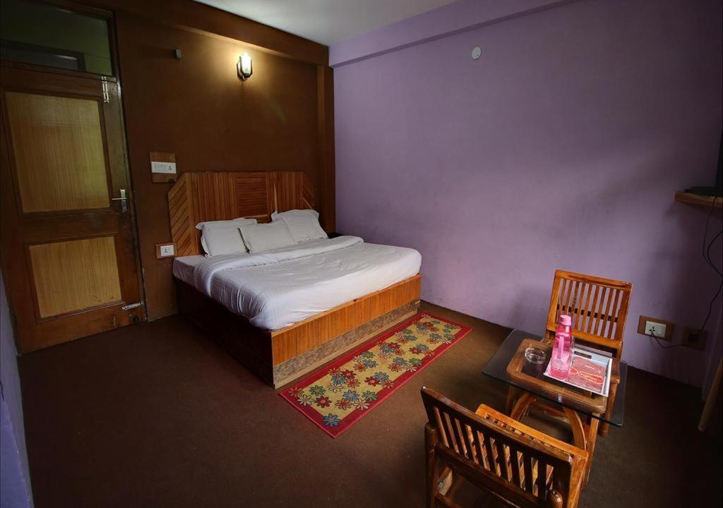 Hotel Kingston Manāli エクステリア 写真