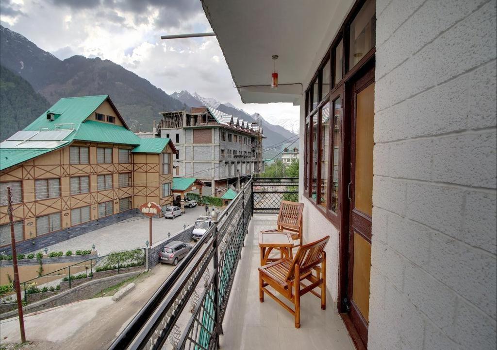 Hotel Kingston Manāli エクステリア 写真