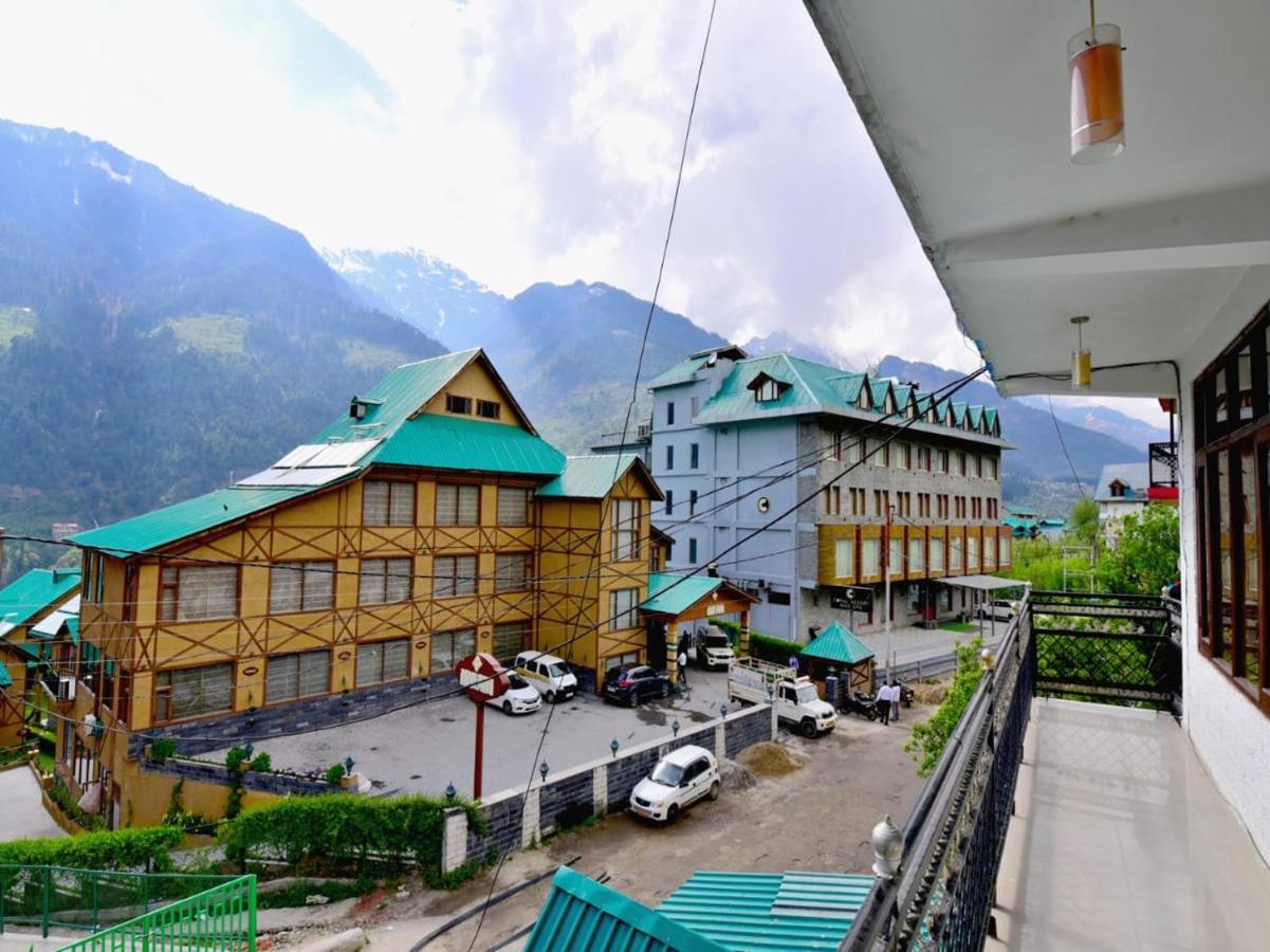 Hotel Kingston Manāli エクステリア 写真